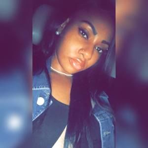 Meet your Posher, Kandiee